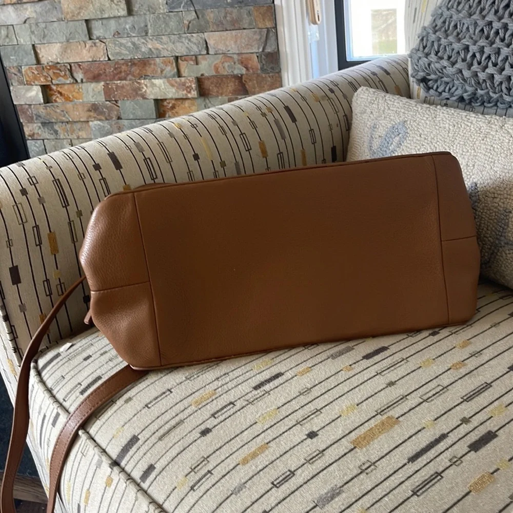 Tory Burch Robinson Tote with Strap - Picture 4 of 6